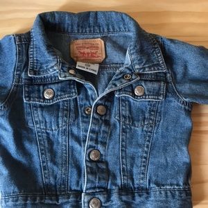 Baby Levi’s denim jacket 3/6mo